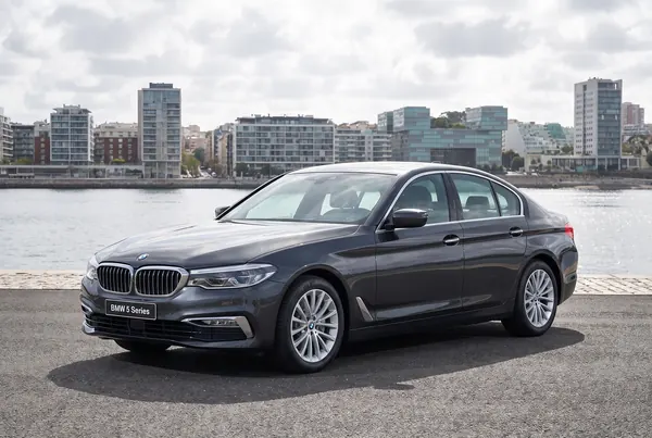 BMW 5 Serisi