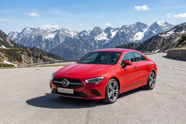 Mercedes - Benz CLA