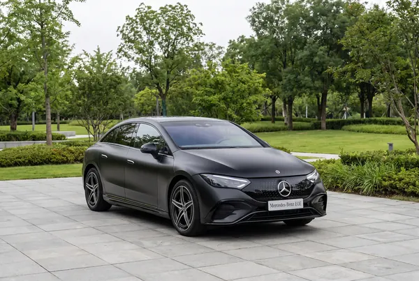 Mercedes - Benz EQE