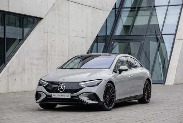 Mercedes - Benz EQE