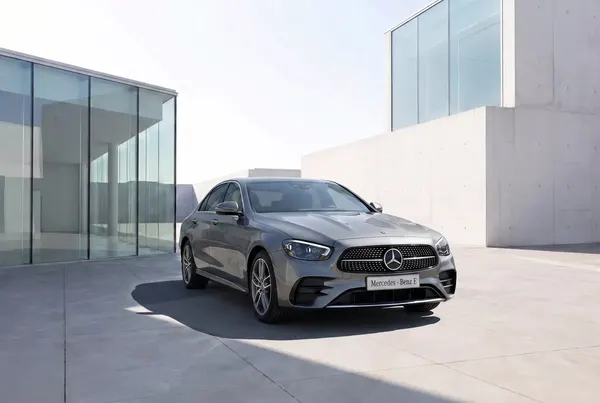 Mercedes - Benz E