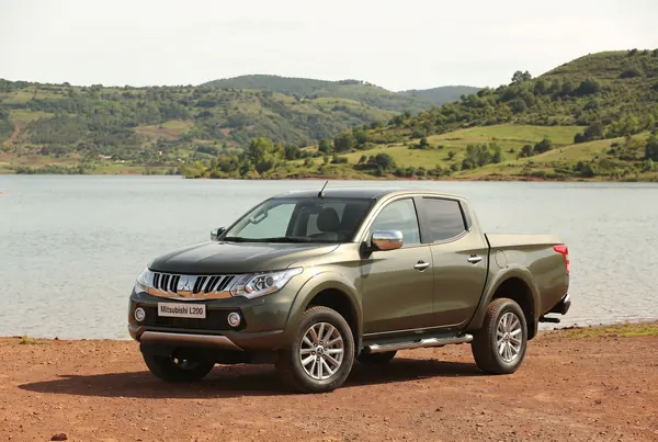Mitsubishi L 200